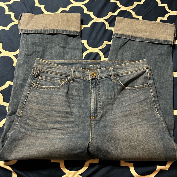 EUC INC Cuffed Ankle Wide Leg Jeans 12 - Picture 2 of 4